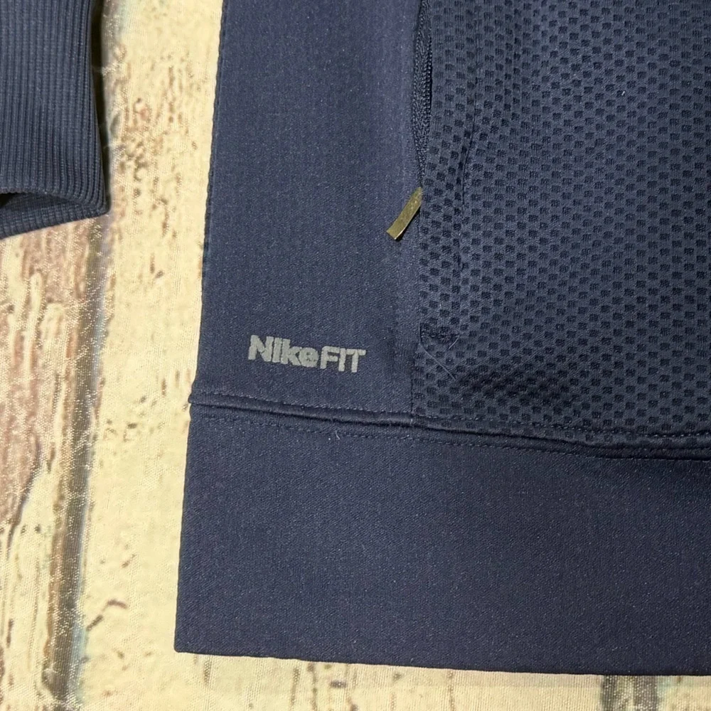 Villanova Wildcats The Nike Fit Athletic 1/4 Zip Up NCAA Collegiate Jacket